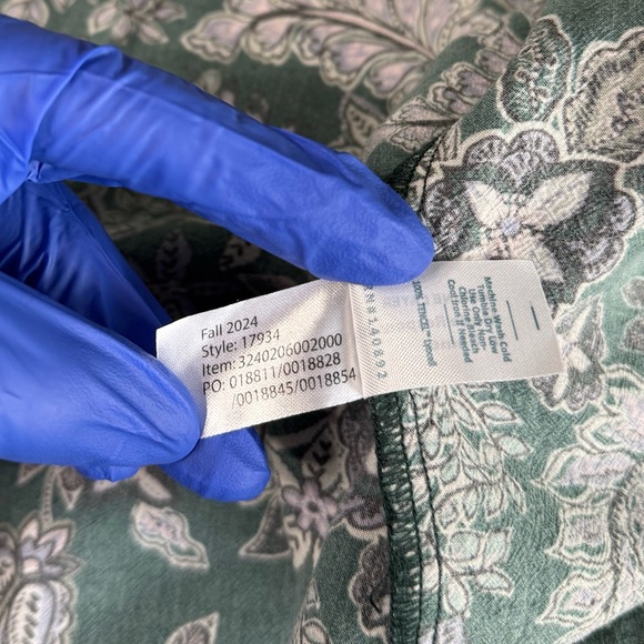 MARINE LAYER IVY SMOCKED DRESS IN FOREST FLORAL - Large - Picture 15 of 17